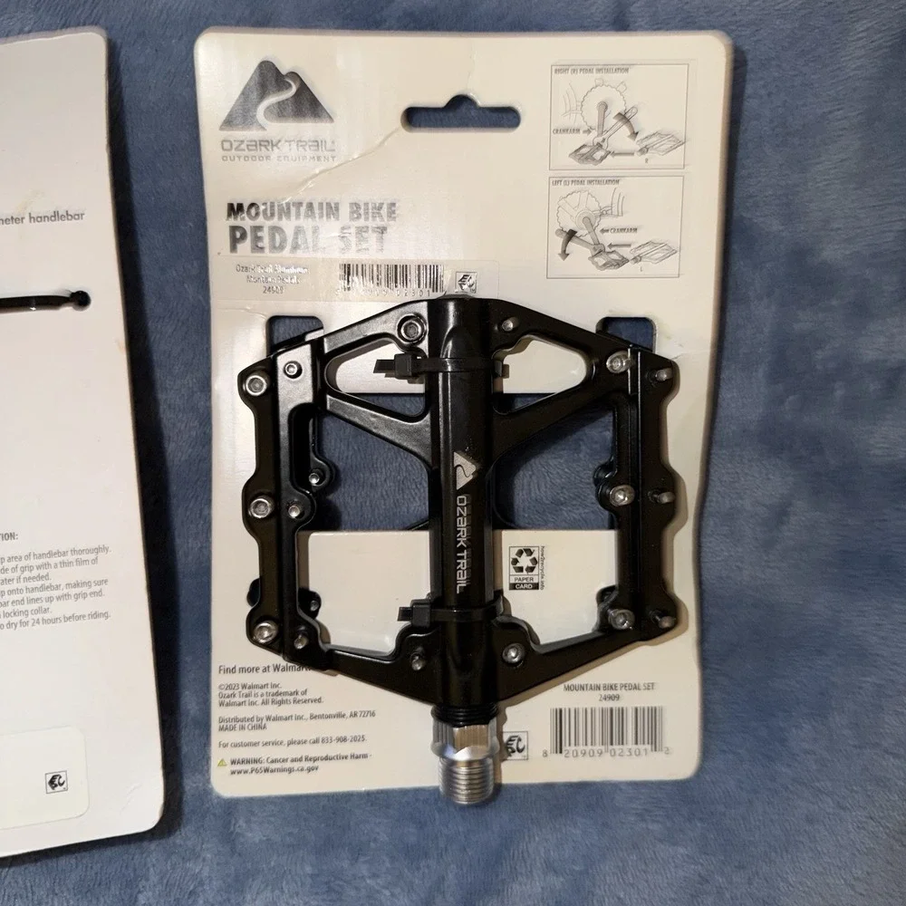 Ozark Trail Lock On Bike Grips, And Pedal Set‎